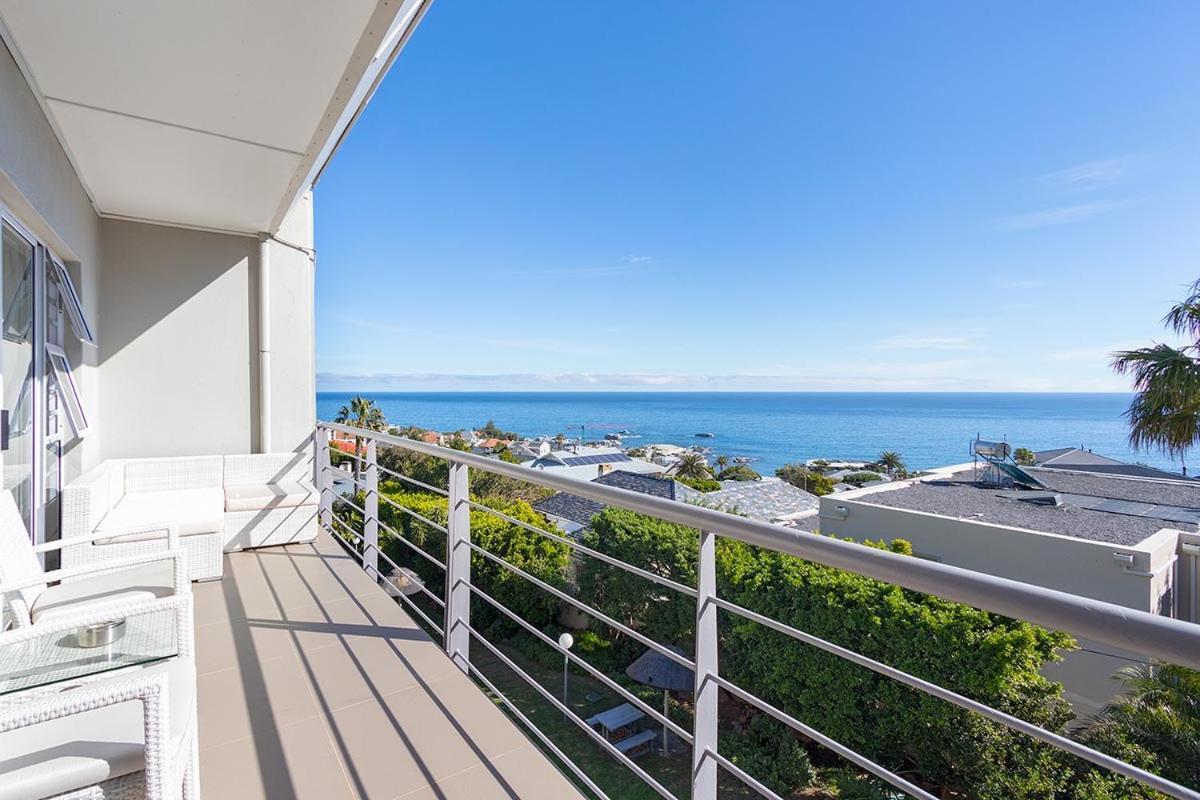 Stunning Sea View Apartment - Camps Bay Ciudad del Cabo Exterior foto